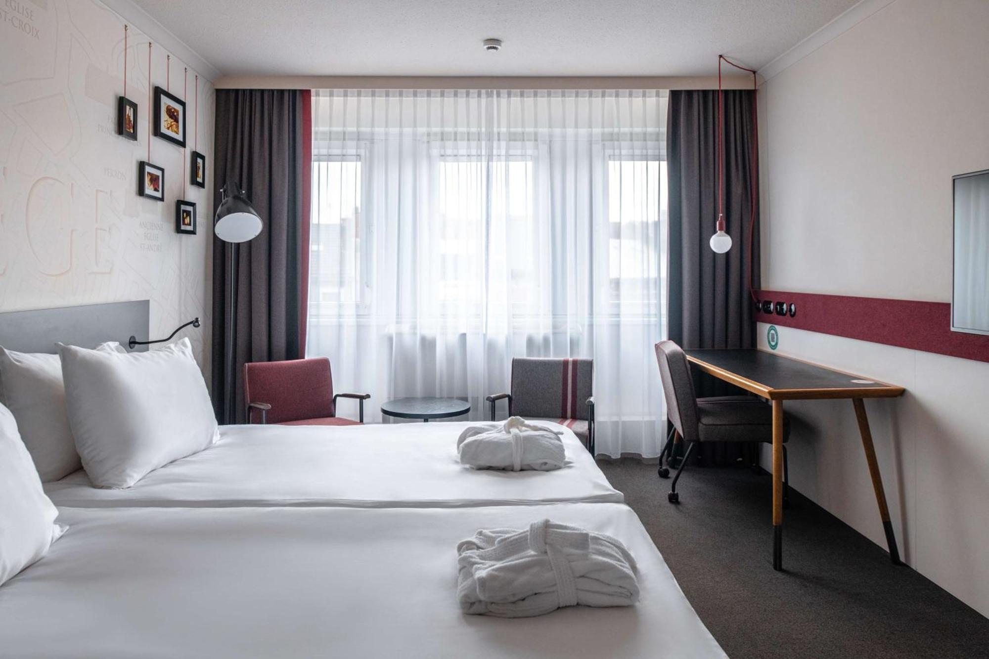 pentahotel Liège Bagian luar foto