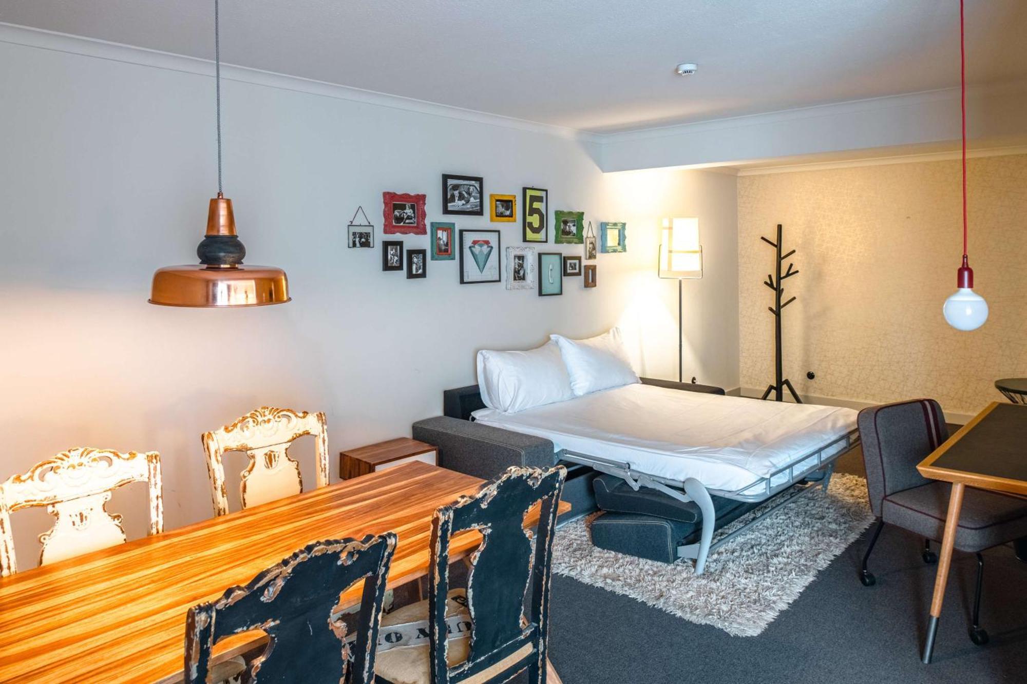 pentahotel Liège Bagian luar foto