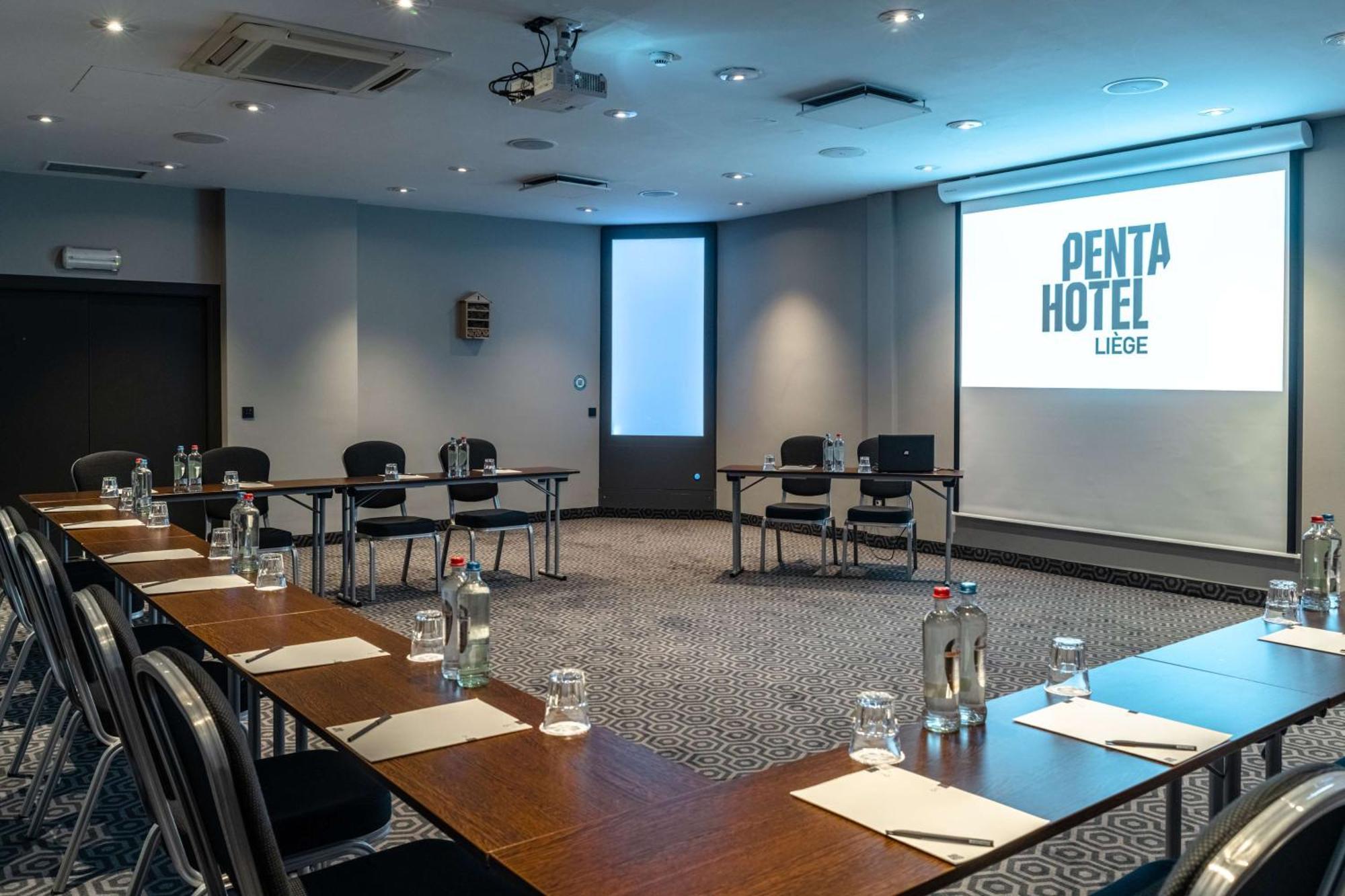 pentahotel Liège Bagian luar foto